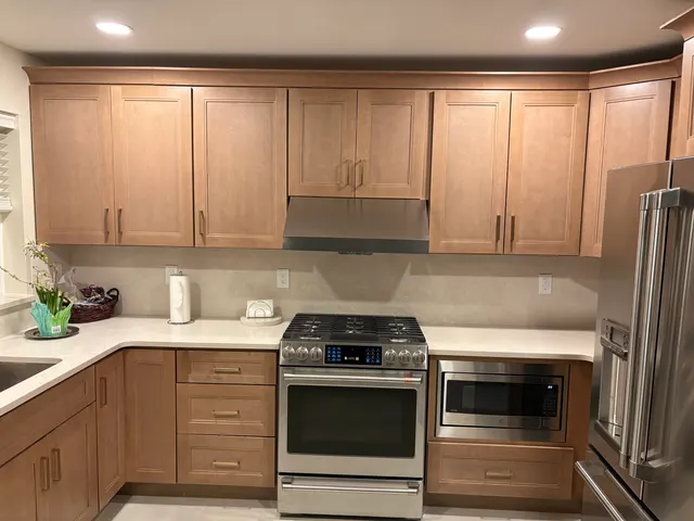 Athens Meadow — a kitchen supplied by Wow Cabinets