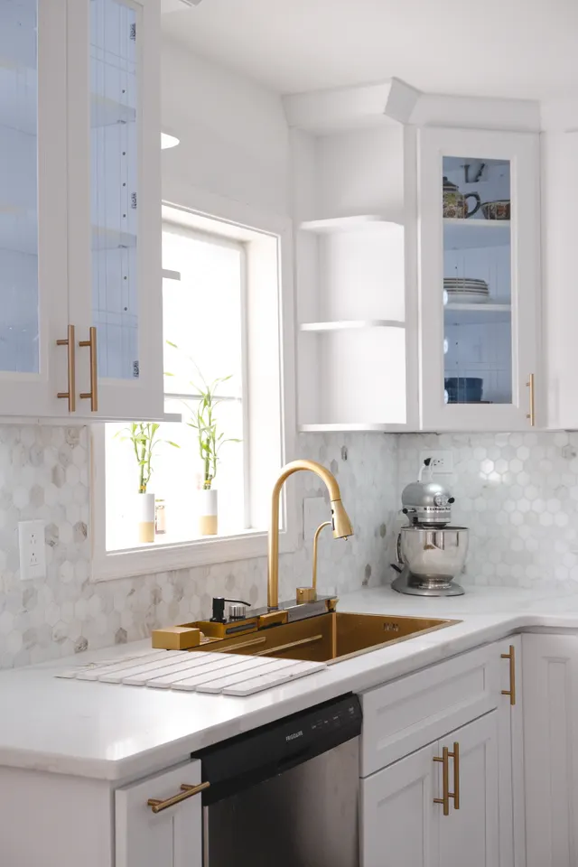 Concorde White — a kitchen supplied by Wow Cabinets