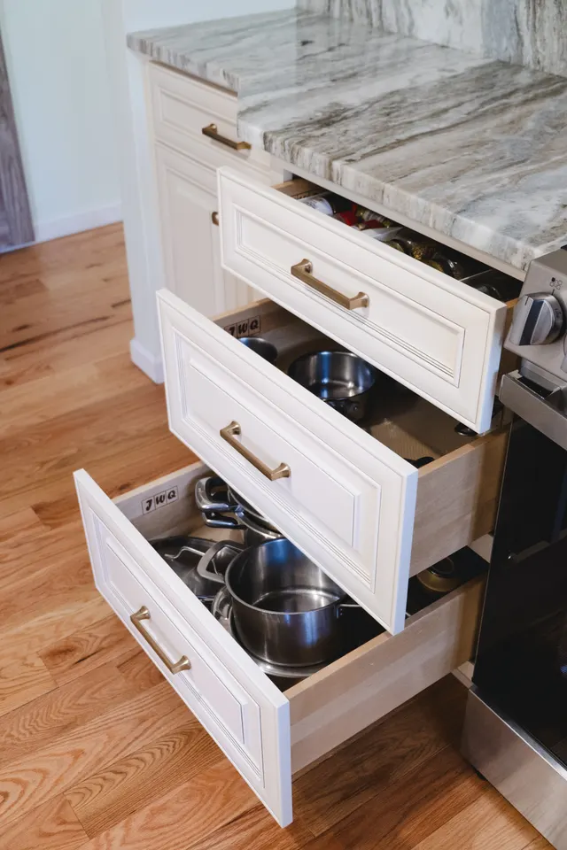 Legendary Ivory — a kitchen supplied by Wow Cabinets