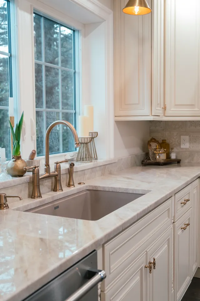 Legendary Ivory — a kitchen supplied by Wow Cabinets